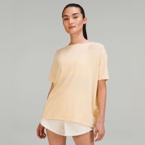 Lululemon back in action short sleeve shirt